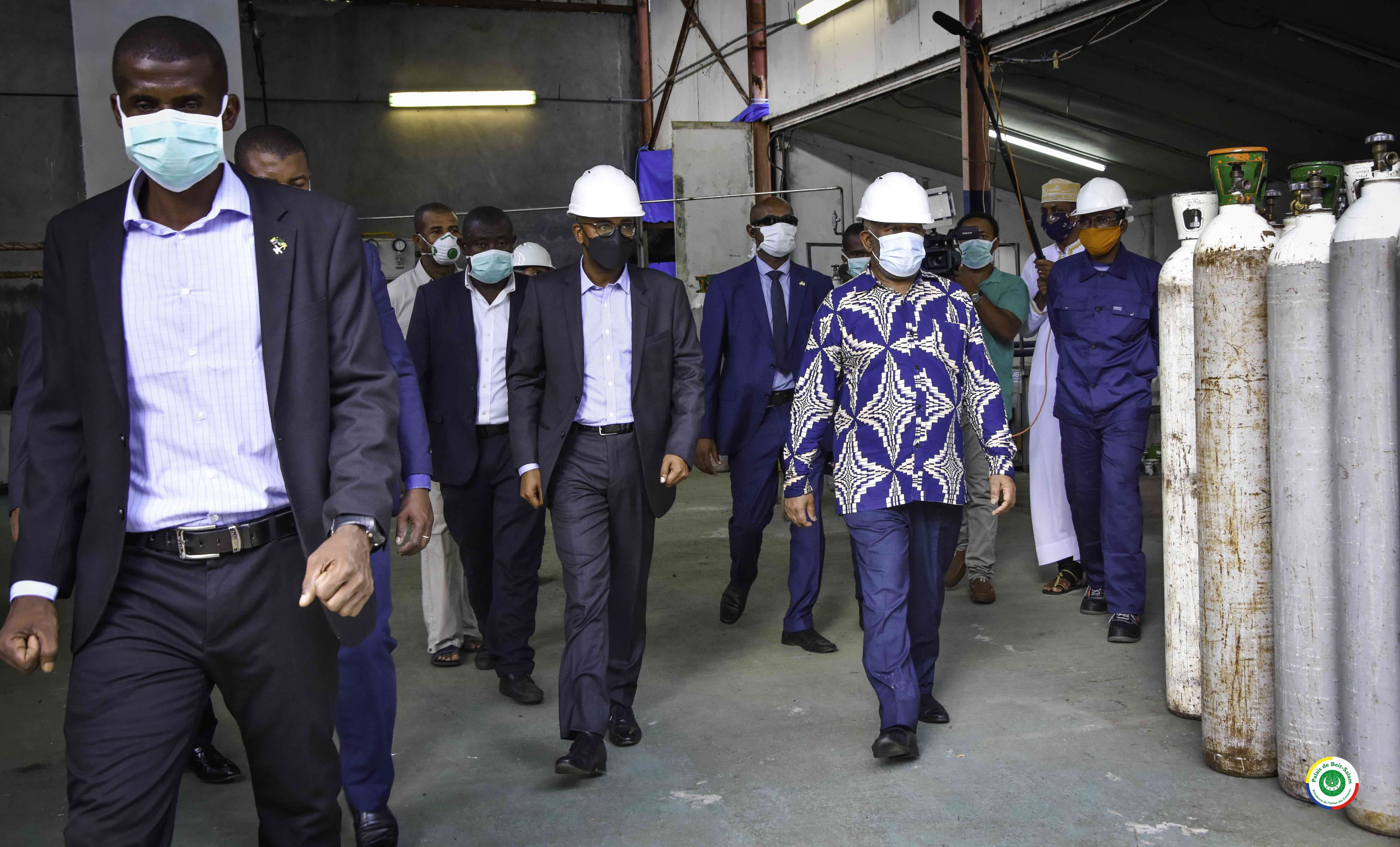 Visite à l'hôpital de Samba-Nkouni et à l'entreprise Gazcom